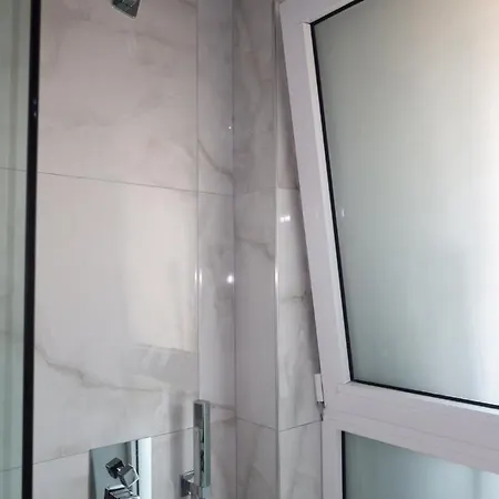 Shehu 3 Apartment